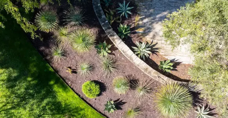 Aménagement des jardins à Puyvert et aux alentours