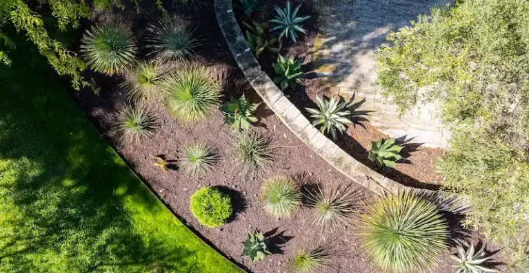 Aménagement des jardins à Puyvert et aux alentours